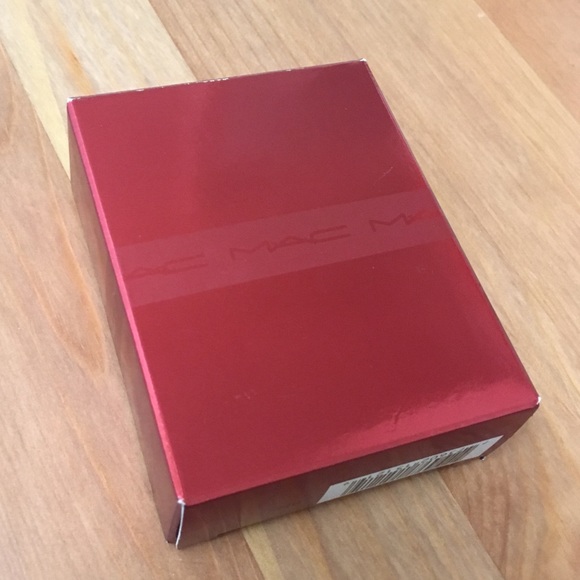 MAC Intriguing Scarlet 6 Warm Eye Shadow P… - Picture 2 of 7